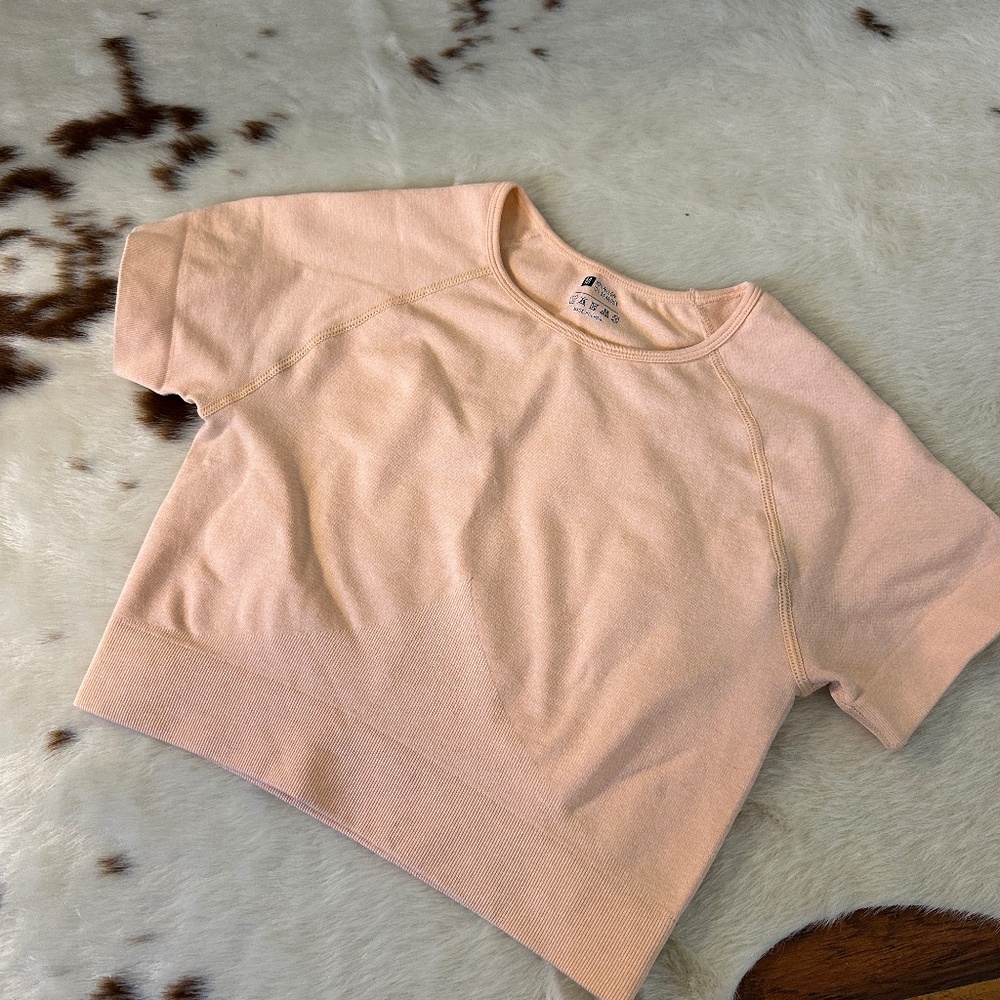 Activewear Top - Neon Peach